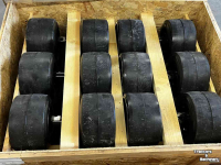 Tractor Case-IH Kit Looprollen voor QUADTRAC parts nr:48023730 /Onderdelen Parts nr in kit: 12x 48145600,  12x 48194035,  12x 84223194,  24x 648861, 47590204, 47827309, 84514100, 47590204