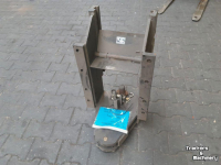 Diverse used spare-parts Massey Ferguson SNELVERSTEL TREKHAAK