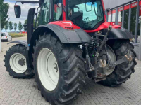 Tractor Valtra N134