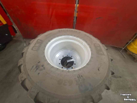 Wheels, Tyres, Rims & Dual spacers BKT 800/45R26.5 FL630 Ultra