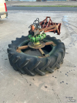 Feed sweeper wheel  Voerbandveger hydraulisch aangedreven