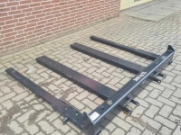 Other attachments and accessories  Palletbordverbreder