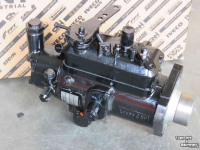Tractor Ford Brandstofpomp 10Serie Parts nr:E0NN9A543ABCR