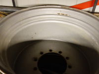 Wheels, Tyres, Rims & Dual spacers  Onbekend W27X32