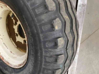 Wheels, Tyres, Rims & Dual spacers International set brede voorbanden 2wd, op velg, 11.5/80-15.3