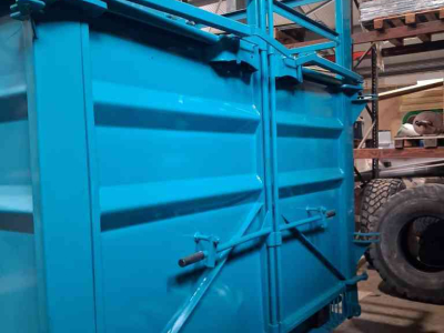 Livestock trailer Rolland v64