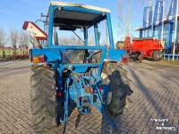 Tractor Ford 3910