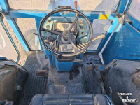 Tractor Ford 3910