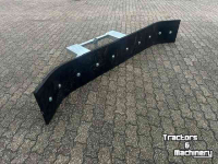 Sweeper  Erfschuif 255 cm met lepel insteek