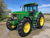 Tractor John Deere 7600