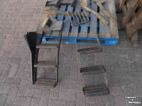 Used parts for tractors Deutz opstapbeugels opstap trap