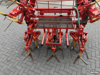 Inter-row cultivator Broekema 6 rij á 75cm gewasgeleide schoffel Van Dijk Rosko mäis