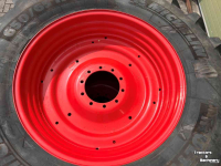 Wheels, Tyres, Rims & Dual spacers Michelin 650/65R42 en 540/65R30 op FENDT velgen