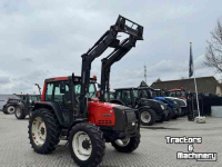 Tractor Valtra 6650 Hitech voorlader, vloeistokoppeling