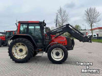 Tractor Valtra 6650 Hitech voorlader, vloeistokoppeling