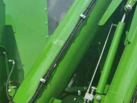 Corner-auger grain carts Bergmann GTW 300