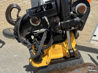 Excavator mobile Doosan DX140w-5 met draaikantelstuk