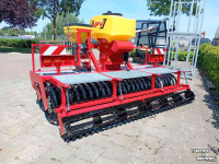 Seed drill  De Vries seeder