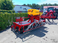 Seed drill  De Vries seeder