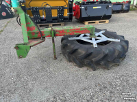 Feed sweeper wheel  Voerveegband