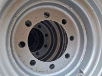 Wheels, Tyres, Rims & Dual spacers Alliance 400/70R18