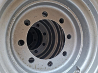Wheels, Tyres, Rims & Dual spacers Alliance 400/70R18