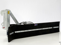 Rubber yard scraper Qmac Rubberschuif Voerschuif Ahlmann