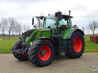Tractors Fendt 724 Vario S4 Profi Plus