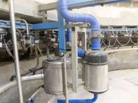 Milking installation DeLaval 40 stands buitenmelker 2012