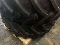 Wheels, Tyres, Rims & Dual spacers Continental Continental 540/65R28 op Fendt velg