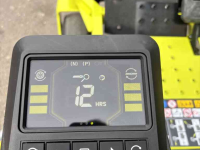 Ride-on mower  Ryobi RY72 ZTRX137