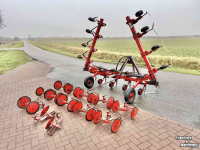 Inter-row cultivator Steketee 12 rijige Steketee Schoffelmachine Hydr.opklapbaar 12x50