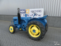 Tractor Lanz-Bulldog D2402