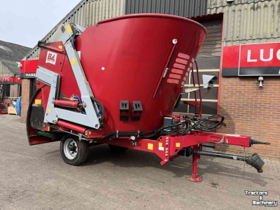 Feed mixer BVL BVL van Lengerich V-MIX 13-1LS zelfladende voermengwagen voermachines
