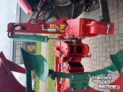Ploughs Kverneland LB 100-300-5 variomat
