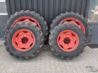 Wheels, Tyres, Rims & Dual spacers Fendt Cultuurwielen verstelbaar 340/85R24 en 13.6R38
