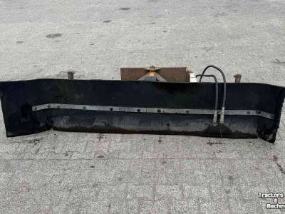 Rubber yard scraper  Rubberschuif 2,30 m. Diversen