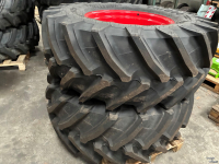 Wheels, Tyres, Rims & Dual spacers  Trellborg 540/65R28 op velg 8 gats