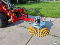Weed brusher Kemp OKB onkruidborstel hydraulisch zwenkbaar