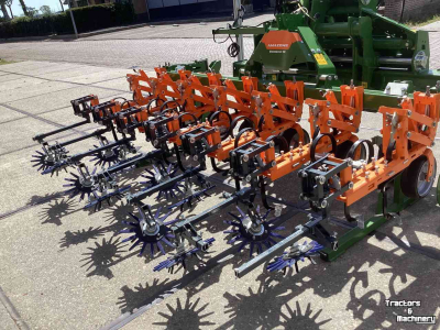Inter-row cultivator Amazone schoffelmachine
