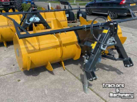 Silage spreader Mammut Titan SF 245 kuilverdeler Overjarig !