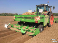 Potato planter AVR Ceres 440 + aanaardkap