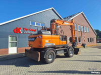 Excavator mobile Doosan Develon DX160W-5