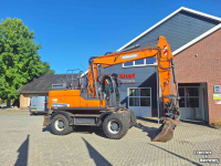 Excavator mobile Doosan Develon DX160W-5