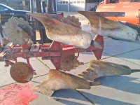 Ploughs Krone Romanus