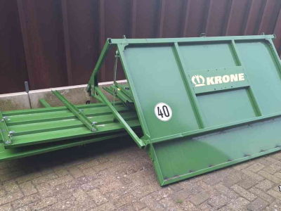 Self-loading wagon Krone AX