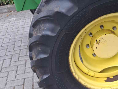 Tractor John Deere 6230