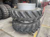 Wheels, Tyres, Rims & Dual spacers Molcon 20.8R42 dubbel lucht met snelsluiters