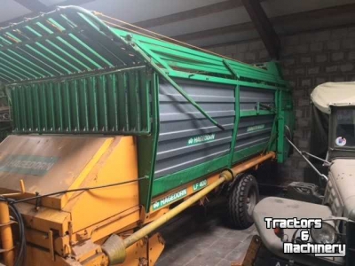 Self-loading wagon Hagedorn lf400