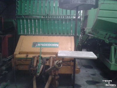 Self-loading wagon Hagedorn lf400